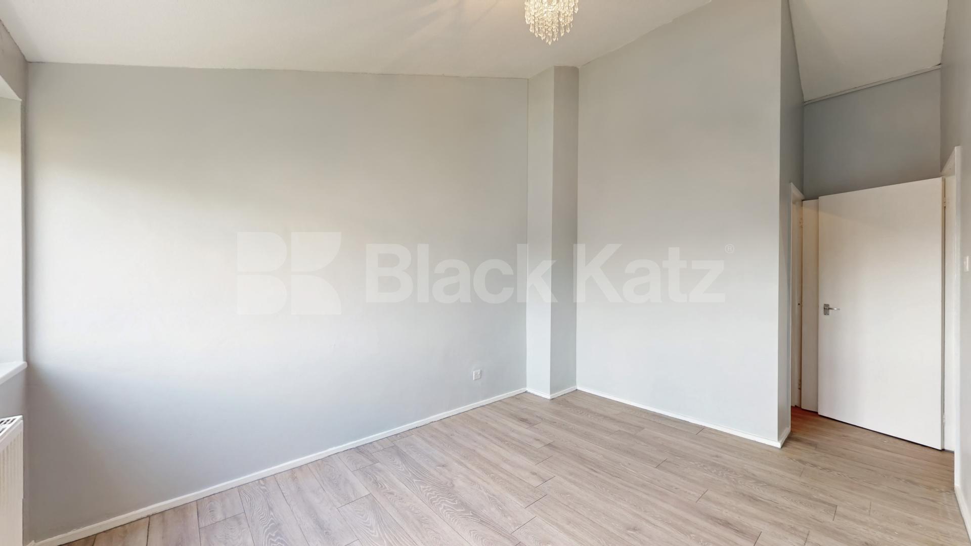 Refurbished 1 bedroom property close to Caledonian Road Tube Bradley Close, Caledonian Road